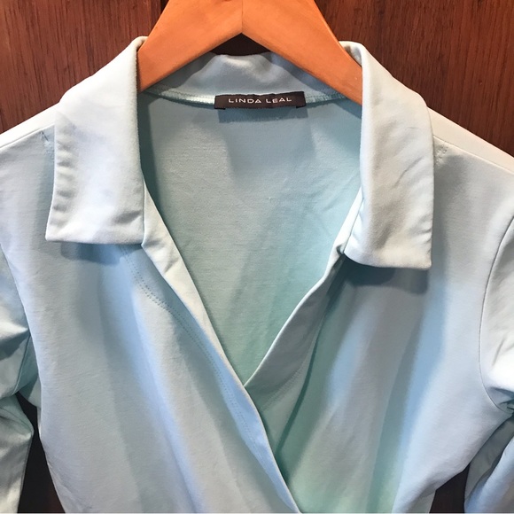 Linda Leal - Crisscross Green Ladies’ Top - Size S/M - Picture 3 of 5